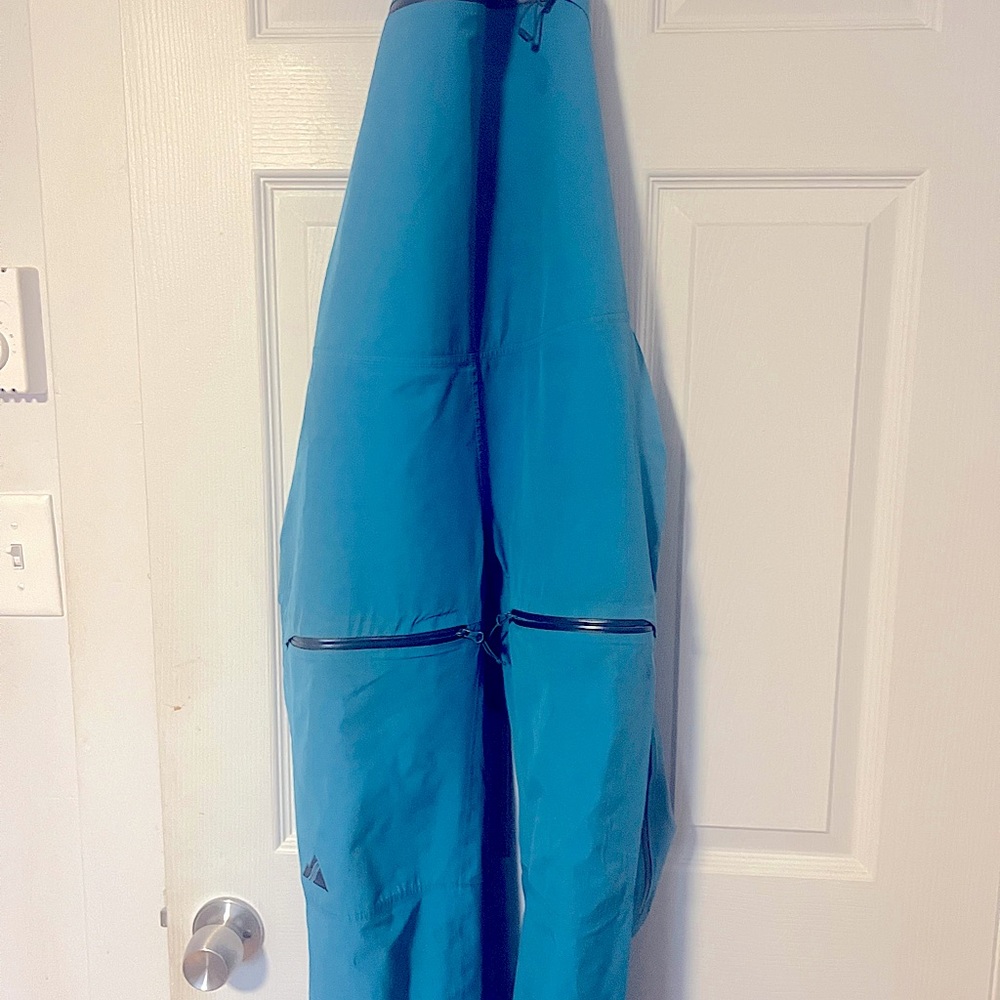 Strafe Scarlet Bib in Blue